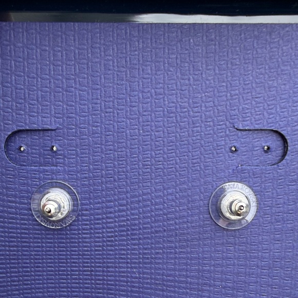 Swarovski Crystal Silver Halo Earrings - Picture 3 of 3